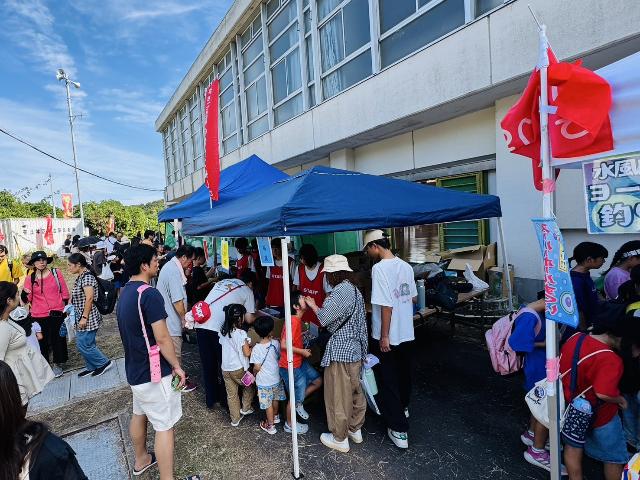 第7回mihamaふれあいまつりの布土小学校の出店の様子