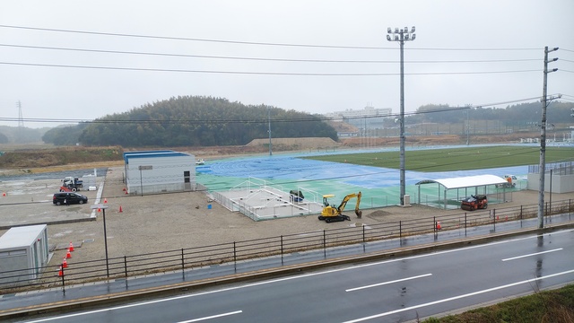 令和6(2024)年3月25日 公園北側(町道)から公園中央方面を映した定点カメラの写真
