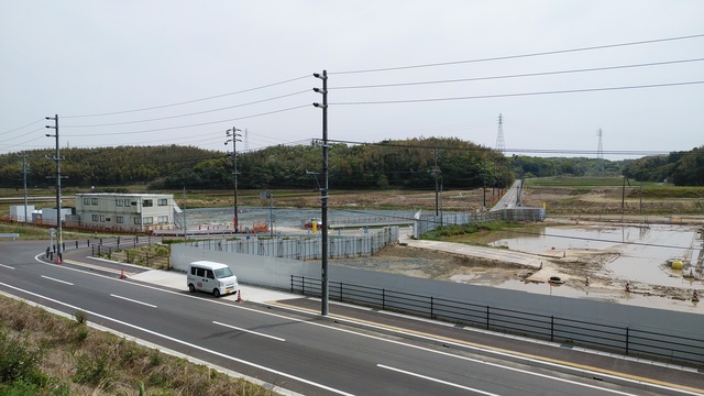 令和4(2022)年4月19日 公園北側(町道)から公園東側(ひえぞ橋)方面を映した定点カメラの写真