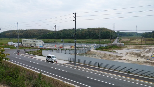 令和4(2022)年5月17日 公園北側(町道)から公園東側(ひえぞ橋)方面を映した定点カメラの写真