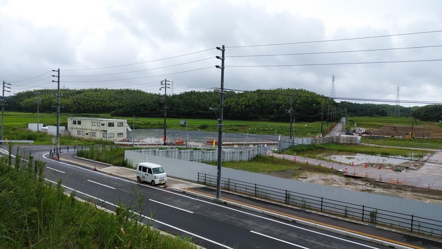 令和4(2022)年7月12日 公園北側(町道)から公園東側(ひえぞ橋)方面を映した定点カメラの写真