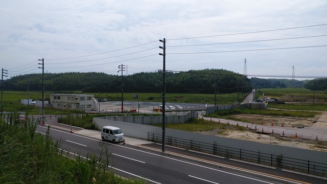 令和4(2022)年7月26日 公園北側(町道)から公園東側(ひえぞ橋)方面を映した定点カメラの写真