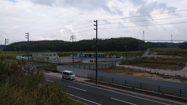 令和4(2022)年10月3日 公園北側(町道)から公園東側(ひえぞ橋)方面を映した定点カメラの写真