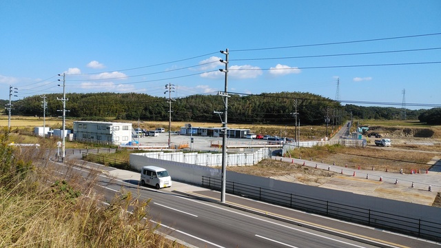 令和4(2022)年11月8日 公園北側(町道)から公園東側(ひえぞ橋)方面を映した定点カメラの写真