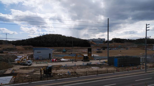 令和5(2023)年2月14日 公園北側(町道)から公園中央方面を映した定点カメラの写真