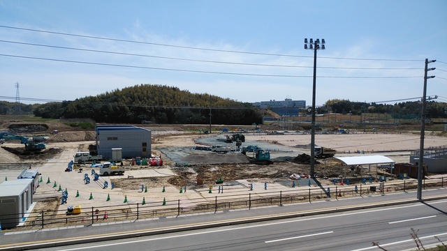 令和5(2023)年3月28日 公園北側(町道)から公園中央方面を映した定点カメラの写真