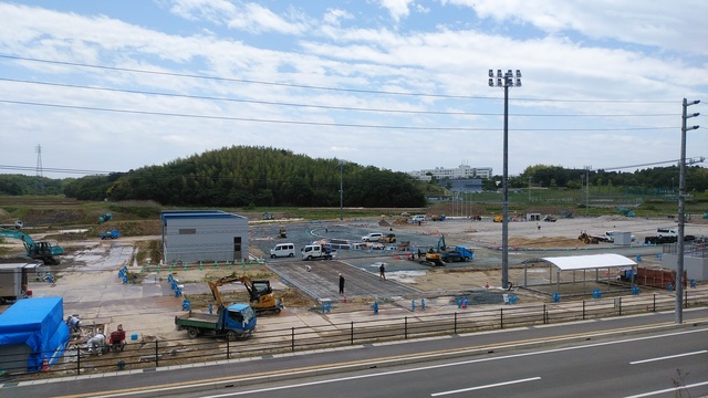 令和5(2023)年5月23日 公園北側(町道)から公園中央方面を映した定点カメラの写真