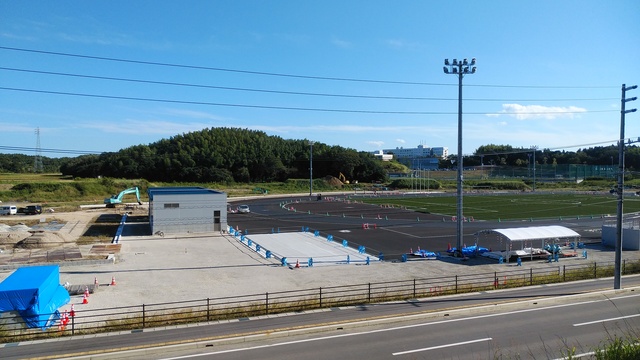 令和5(2023)年10月10日 公園北側(町道)から公園中央方面を映した定点カメラの写真