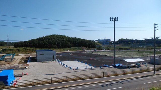 令和5(2023)年10月16日 公園北側(町道)から公園中央方面を映した定点カメラの写真