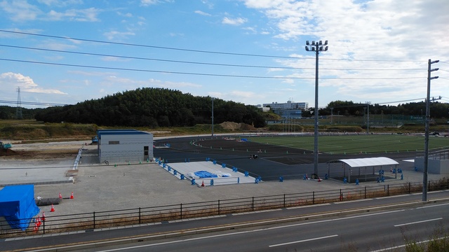 令和5(2023)年10月31日 公園北側(町道)から公園中央方面を映した定点カメラの写真