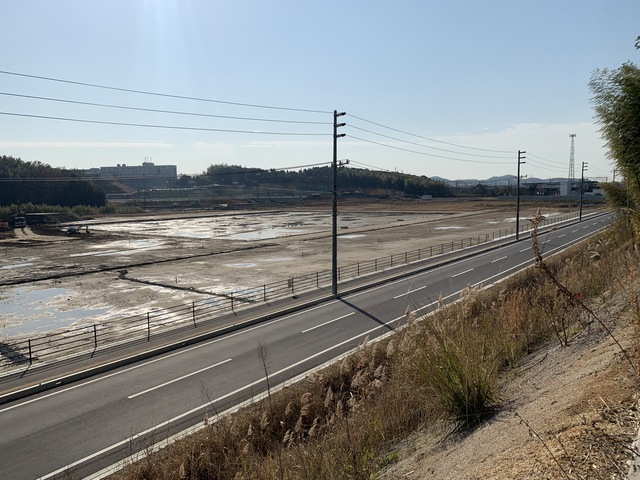 令和3（2021）年12月21日 公園北側（町道）から公園西側（知多奥田駅）方面を映した定点カメラの写真