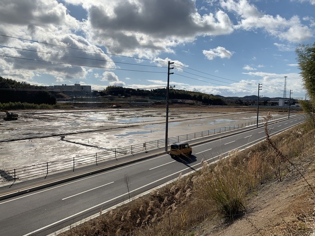 令和3（2021）年12月28日 公園北側（町道）から公園西側（知多奥田駅）方面を映した定点カメラの写真