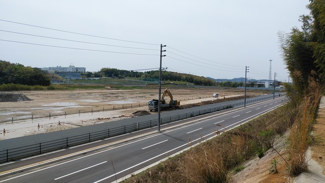 令和4（2022）年4月19日 公園北側（町道）から公園西側（知多奥田駅）方面を映した定点カメラの写真