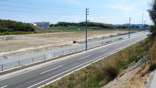 令和4（2022）年5月2日 公園北側（町道）から公園西側（知多奥田駅）方面を映した定点カメラの写真