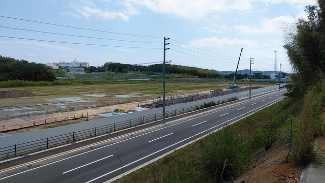 令和4（2022）年5月31日 公園北側（町道）から公園西側（知多奥田駅）方面を映した定点カメラの写真