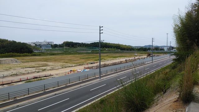 令和4（2022）年6月13日 公園北側（町道）から公園西側（知多奥田駅）方面を映した定点カメラの写真