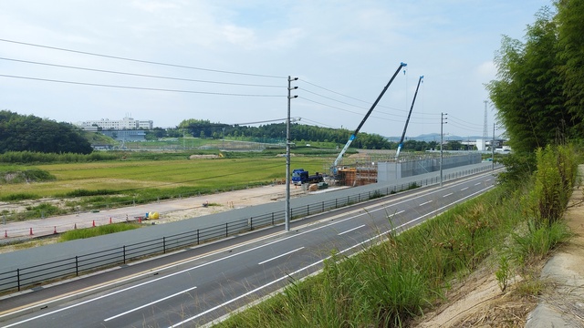 令和4（2022）年7月26日 公園北側（町道）から公園西側（知多奥田駅）方面を映した定点カメラの写真