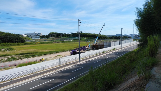 令和4（2022）年8月2日 公園北側（町道）から公園西側（知多奥田駅）方面を映した定点カメラの写真