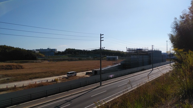 令和4（2022）年11月8日 公園北側（町道）から公園西側（知多奥田駅）方面を映した定点カメラの写真