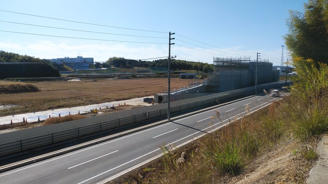 令和4（2022）年11月22日 公園北側（町道）から公園西側（知多奥田駅）方面を映した定点カメラの写真