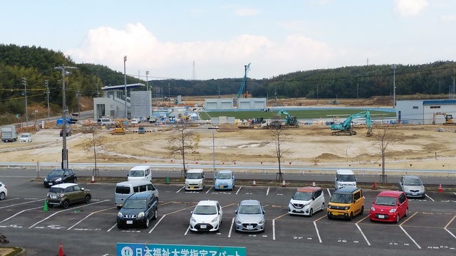 令和5（2023）年11月28日 知多奥田駅から公園（全体）方面を映した定点カメラの写真